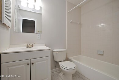 4340 Melissa Ct W, Jacksonville, FL 32210 - photo 5