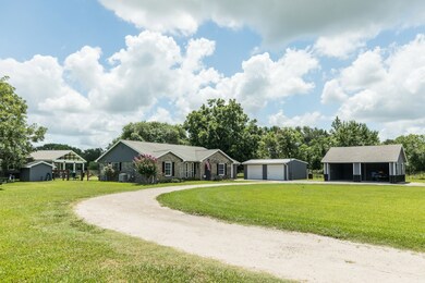 13827 County Road 761, Alvin, TX 77511 - photo 3