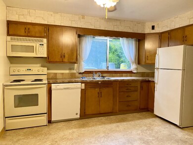 3368 College Ave NE, Grand Rapids, MI 49525 - photo 5