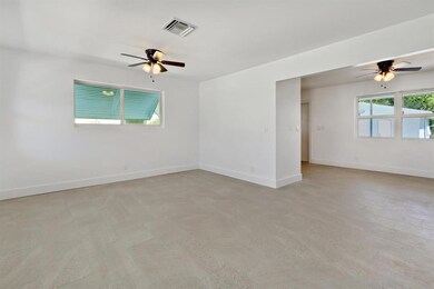 323 W Pine St Lantana FL 33462-large-003