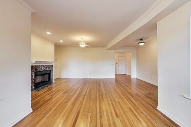 1311 W Pratt Blvd unit 2, Chicago, IL 60626 - photo 5