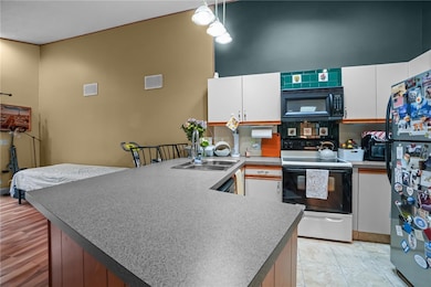 995 Williamsburg Cir, Warwick, RI 02886 - photo 7