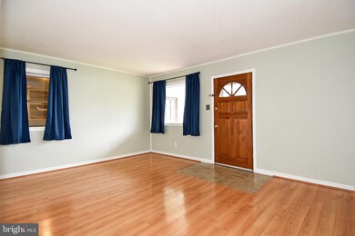 125 Courtney Dr, Manassas Park, VA 20111 - photo 6