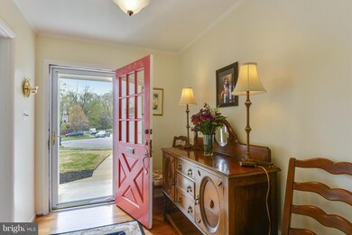 826 Elaine Ct, Alexandria, VA 22308 - photo 7