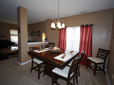 2841 Big Cone Ct, Whiteland, IN 46184 - photo 3