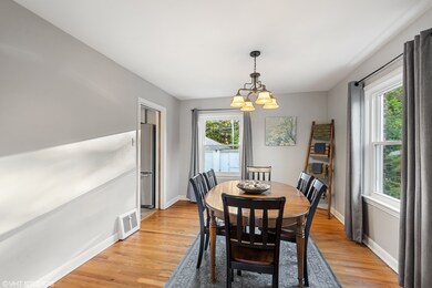 1328 Portsmouth Ave, Westchester, IL 60154 - photo 6