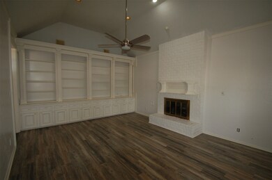 4010 Cypress Grove Ln, Houston, TX 77088 - photo 3