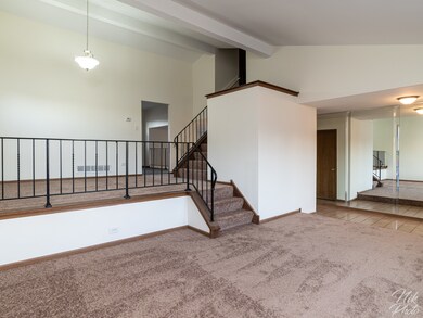 4136 Cambridge Cir, Country Club Hills, IL 60478 - photo 4