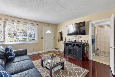 12 Dunns Hill Rd, Quincy, MA 02169 - photo 7