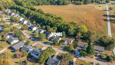 33 Michell Dr, Taylors, SC 29687 - photo 6