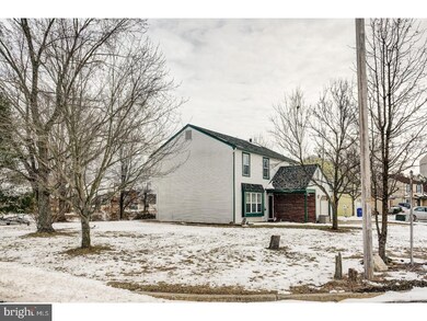 101 Robins Run E, Swedesboro, NJ 08085 - photo 4