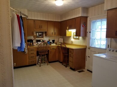 1030 Faulkner Ln, Danville, KY 40422 - photo 4