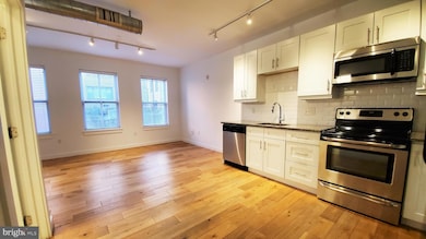 226 Church St unit 303, Philadelphia, PA 19106 - photo 3