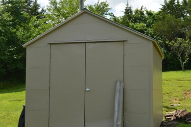 178 Parsons Ln, Harrodsburg, KY 40330 - photo 3