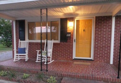 904 Ransome St, Roanoke Rapids, NC 27870 - photo 2