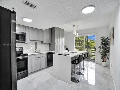 9470 Tangerine Place unit 207, Davie, FL 33324 - photo 7