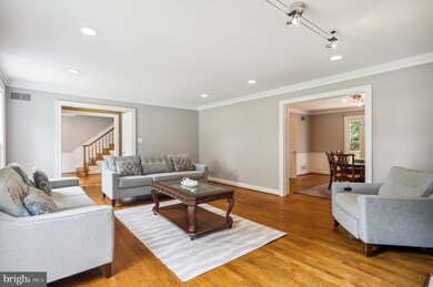 8217 Windsor View Terrace, Potomac, MD 20854 - photo 4