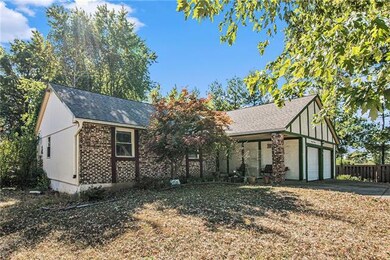 1904 NW Willowbrook Dr, Blue Springs, MO 64015 - photo 2