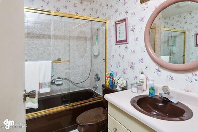 Bathroom 1_CG_1422-SMALL