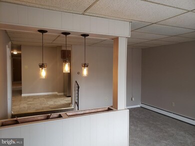 17 S 2nd St unit B, Quakertown, PA 18951 - photo 3