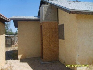 16840 Sunset Dr, Victorville, CA 92395 - photo 3