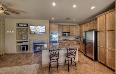 006_Breakfast Bar ~ Kitchen