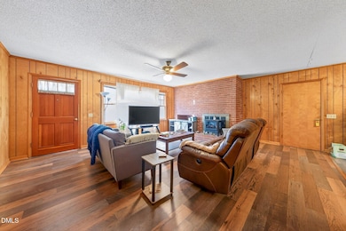 4416 S Ridge Dr, Fuquay-Varina, NC 27526 - photo 2