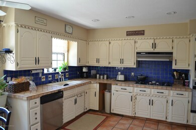 2401 Ridgeview Dr, Farmington, NM 87401 - photo 7