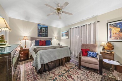 417 Amberwood Cir, Tyler, TX 75701 - photo 4