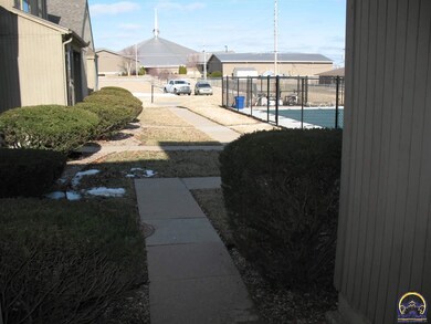 4515 SW 33rd Terrace, Topeka, KS 66614 - photo 2