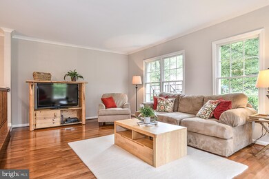 6315 Tisbury Dr, Burke, VA 22015 - photo 3