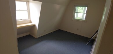 441 Maple St, Burlington, VT 05401 - photo 5