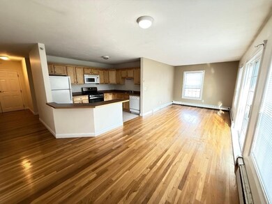 111 Lancaster St unit 4, Quincy, MA 02169 - photo 4