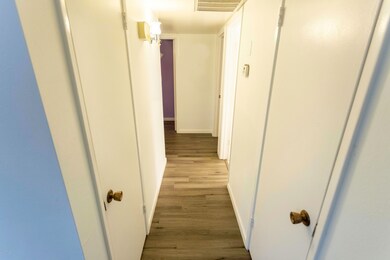 hall to bedrooms