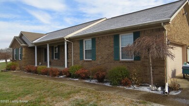 151 Cammi Dr, Shepherdsville, KY 40165 - photo 2