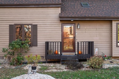 150 Falling Rock Dr, Stuarts Draft, VA 24477 - photo 3