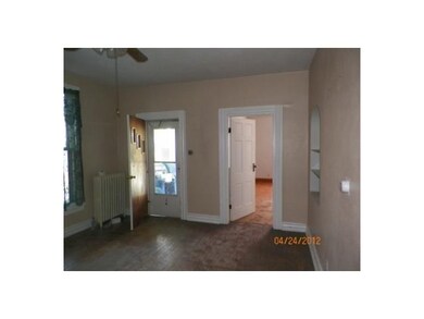 1216 W 4th St, Anderson, IN 46016 - photo 3