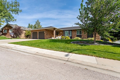 427 Clarion Dr, Gillette, WY 82718 - photo 3