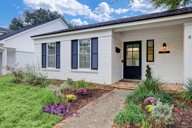 13811 Myrtlea Dr, Houston, TX 77079 - photo 2