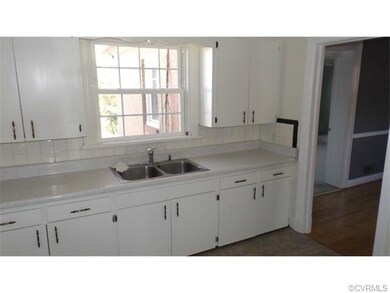 White kitchen