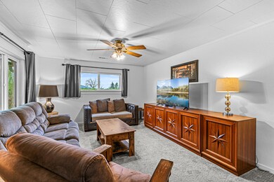 14145 Agate Rd, Eagle Point, OR 97524 - photo 5