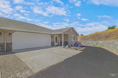 935 Grelle Ave, Lewiston, ID 83501 - photo 2