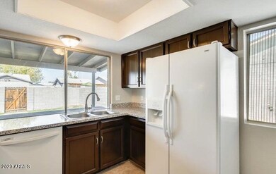 2536 E Commonwealth Cir, Chandler, AZ 85225 - photo 7