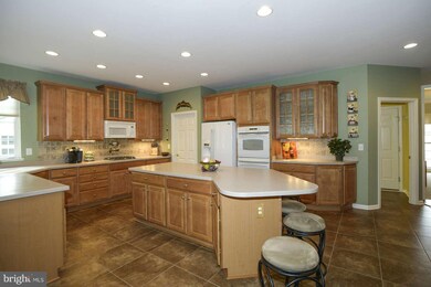 7835 Gregamin Ct, Ellicott City, MD 21043 - photo 7