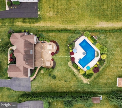 8 Sherwood Ln, Columbus, NJ 08022 - photo 6