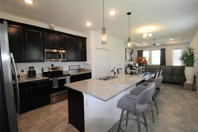 8468 Starlight Loop, Parrish, FL 34219 - photo 2