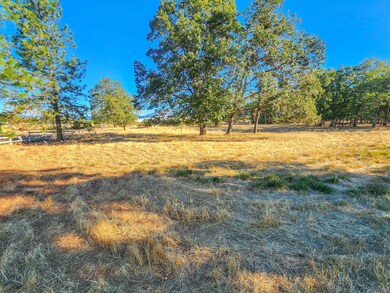 2034 Carton Way, Grants Pass, OR 97526 - photo 3