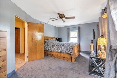 70 8th St, Midland, PA 15059 - photo 7