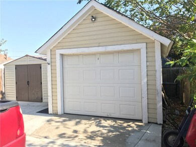 8 Kent St, West Warwick, RI 02893 - photo 5