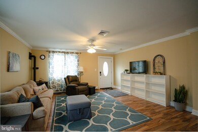 1512 Jupp Rd, Glen Burnie, MD 21060 - photo 3